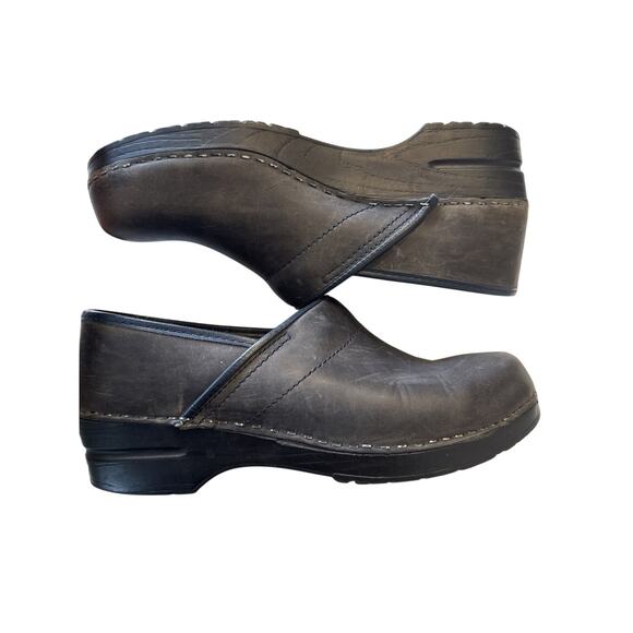 Dansko Shoes - Dansko Black Leather Mules